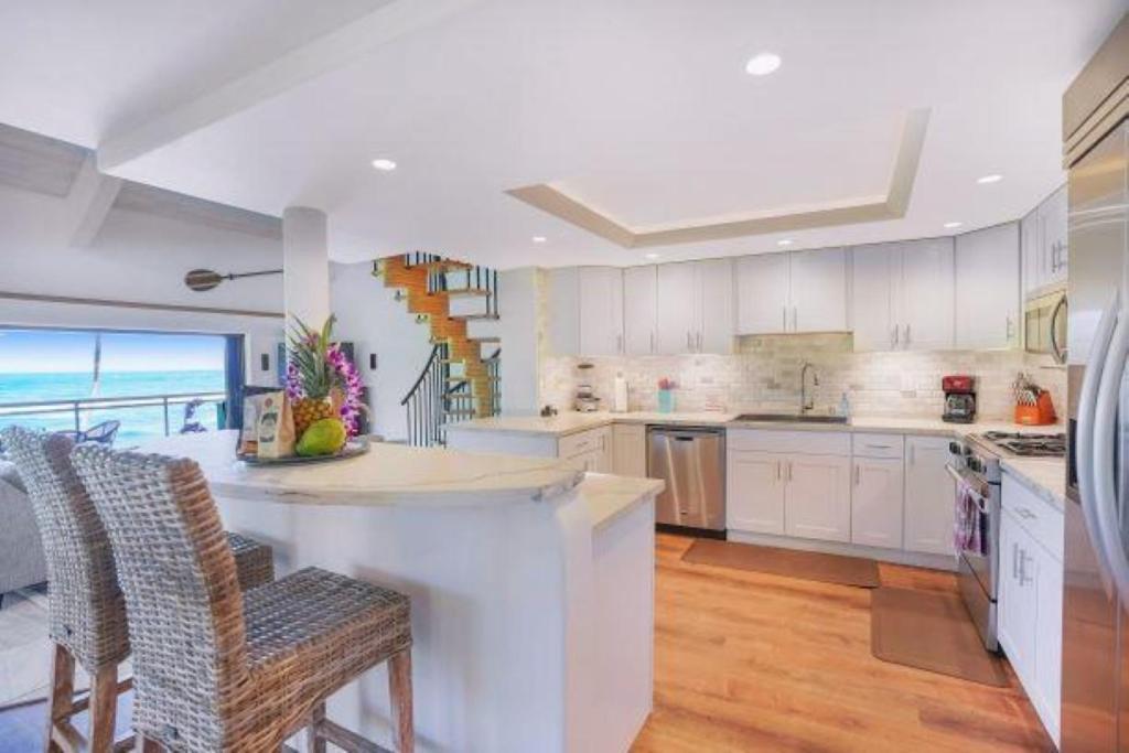 Luxury 2-Story Oceanfront Condo W/ Views & Pool Wailua  Exteriör bild
