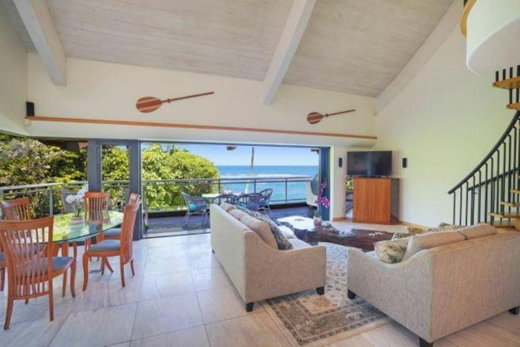 Luxury 2-Story Oceanfront Condo W/ Views & Pool Wailua  Exteriör bild